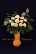112 Ваза из тыквы  с розами из репы и зеленой редьки