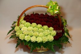 127 Корзина с розами из зеленой редьки и свеклы   